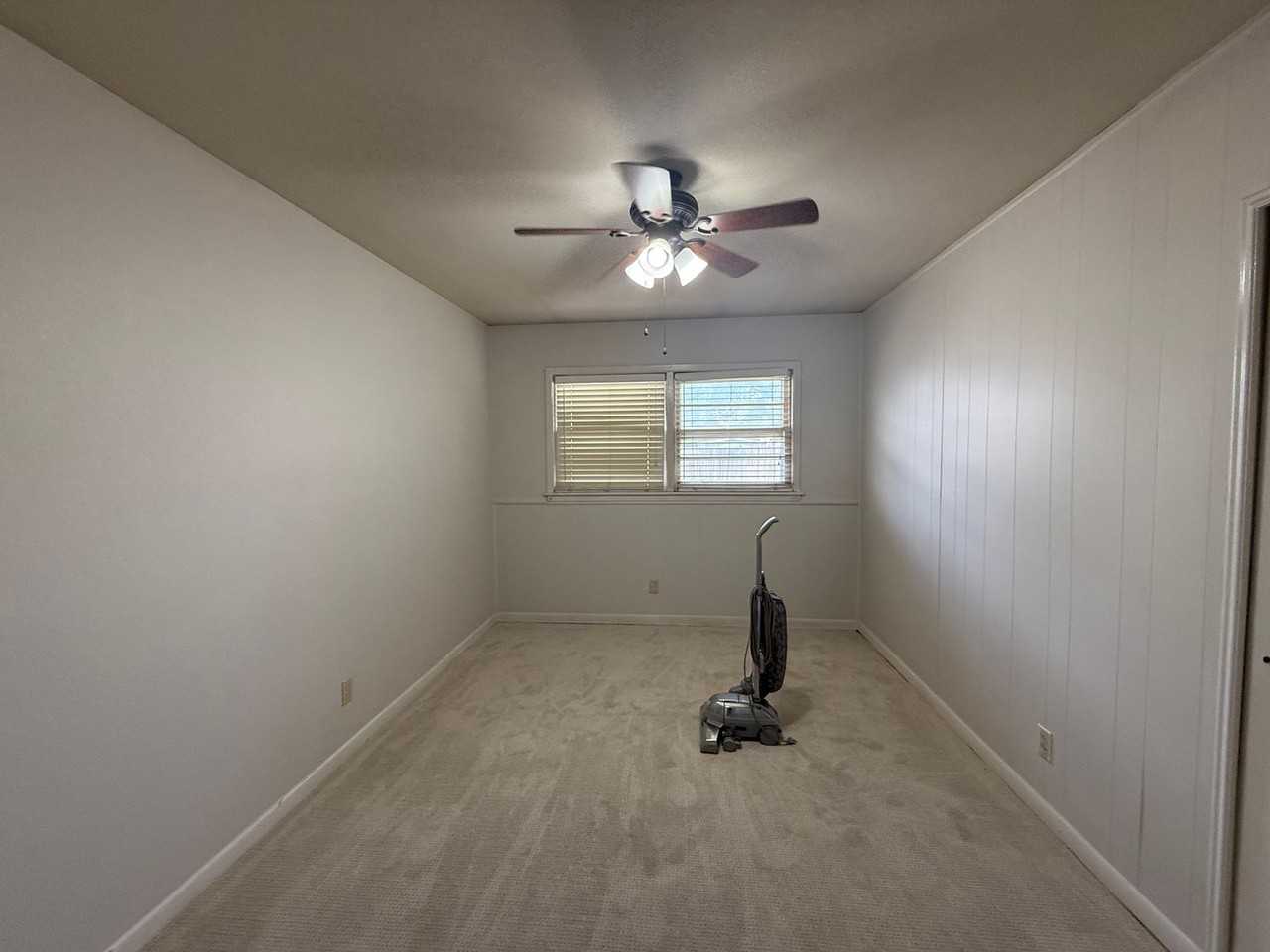 3806 26th St - Photo 5 of 10