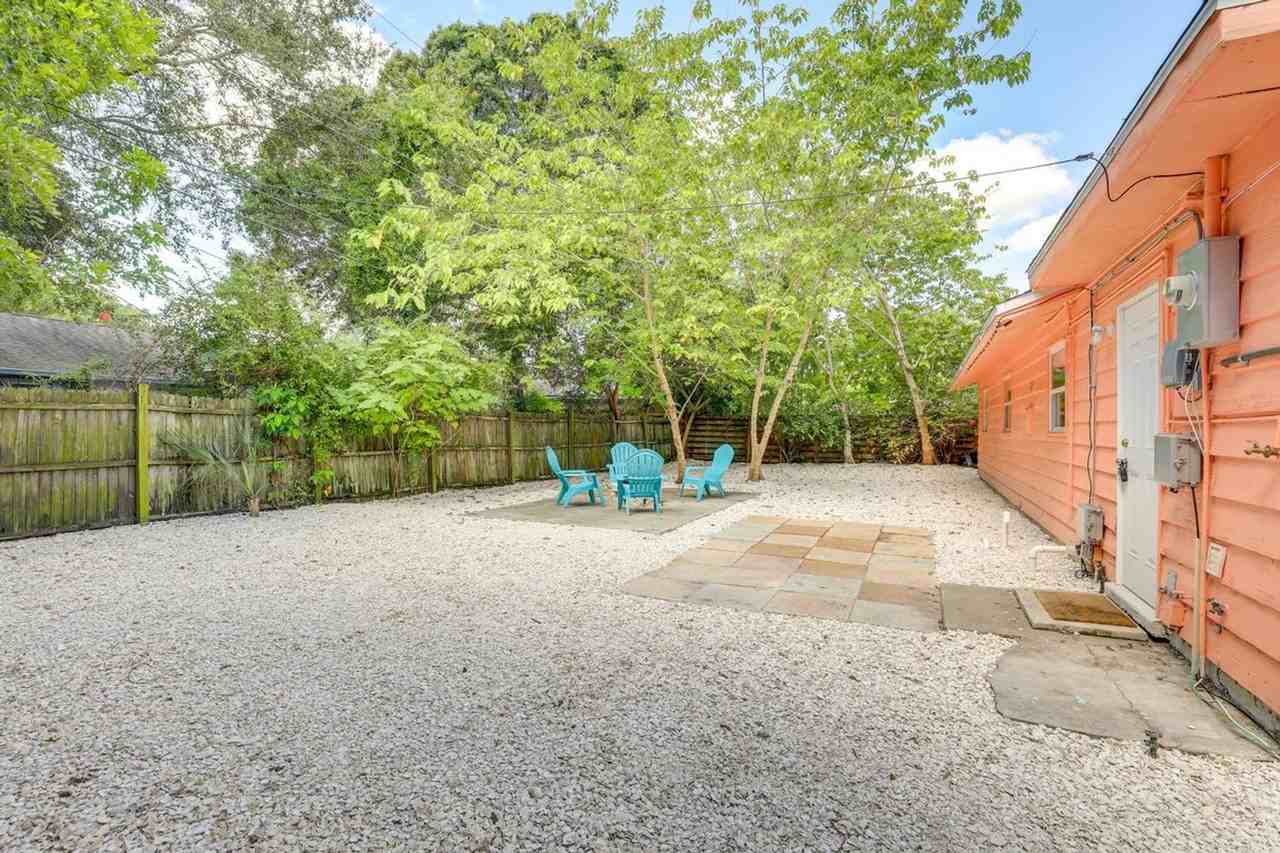 2738 Martin St - Photo 4 of 25