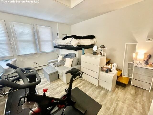 24 Stillman St #1F
