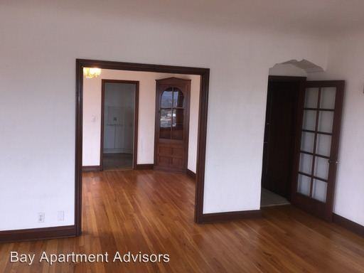 481-495 Merritt Ave - Photo 2 of 18