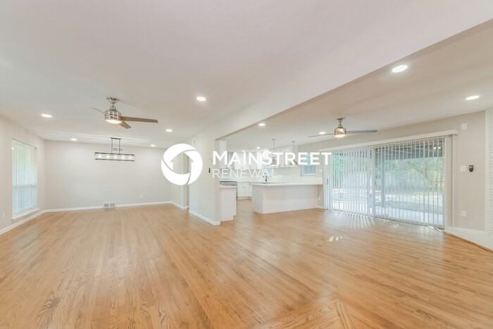 6518 Ridgemont Dr - Photo 2 of 15