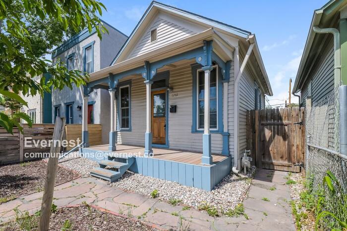 1261 Lipan St - Photo 2 of 26