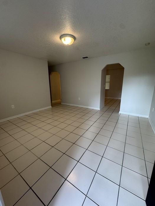 215 Bennett St - Photo 3 of 4