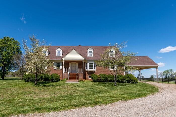 2461 Sandy Hook Rd - Photo 2 of 35