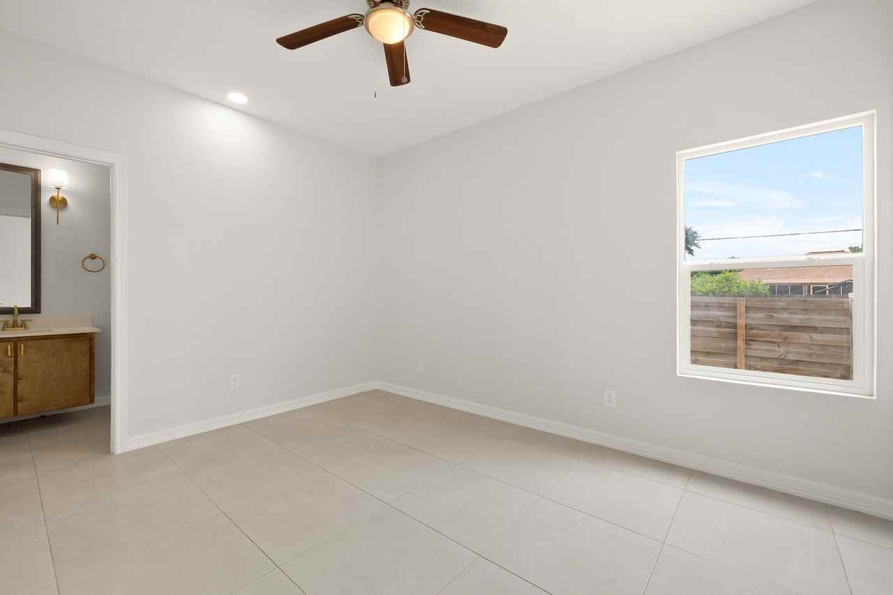 4508 Larkspur Ave #3 - Photo 2 of 6