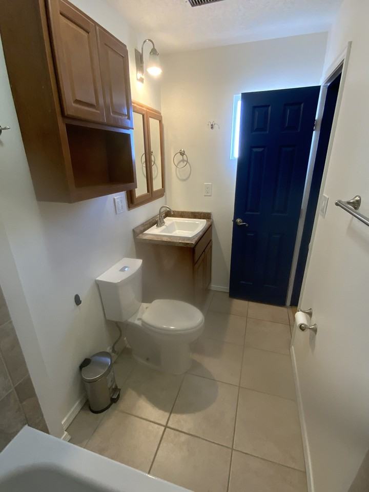 6116 Cloudcroft Rd Nw #NA - Photo 3 of 20