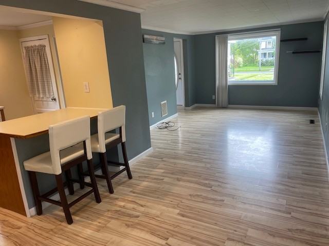 306 1/2 W Linden St #NA - Photo 2 of 10