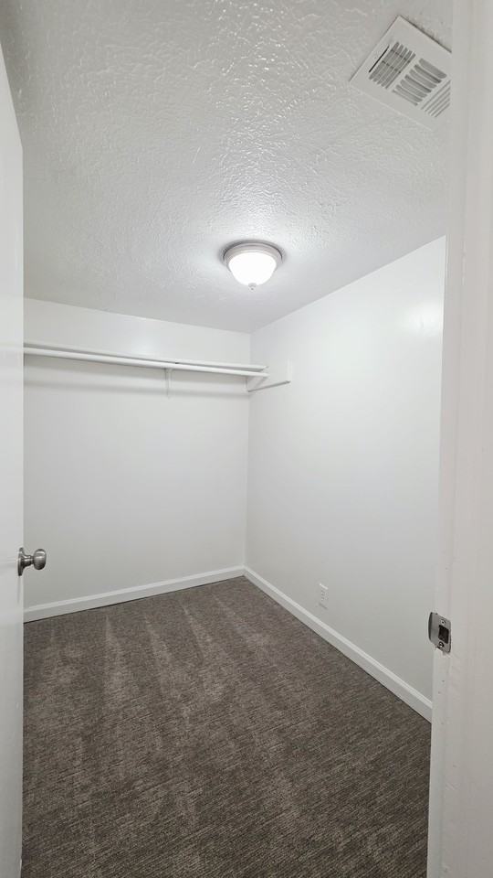 428 S Navajo St #NA - Photo 6 of 12