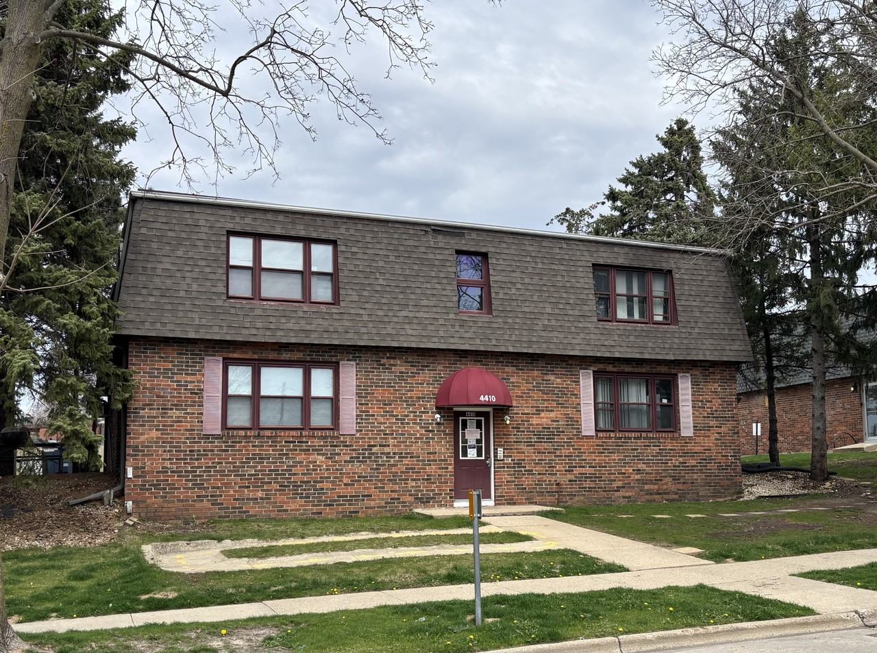 4410 Dwight Dr #1
