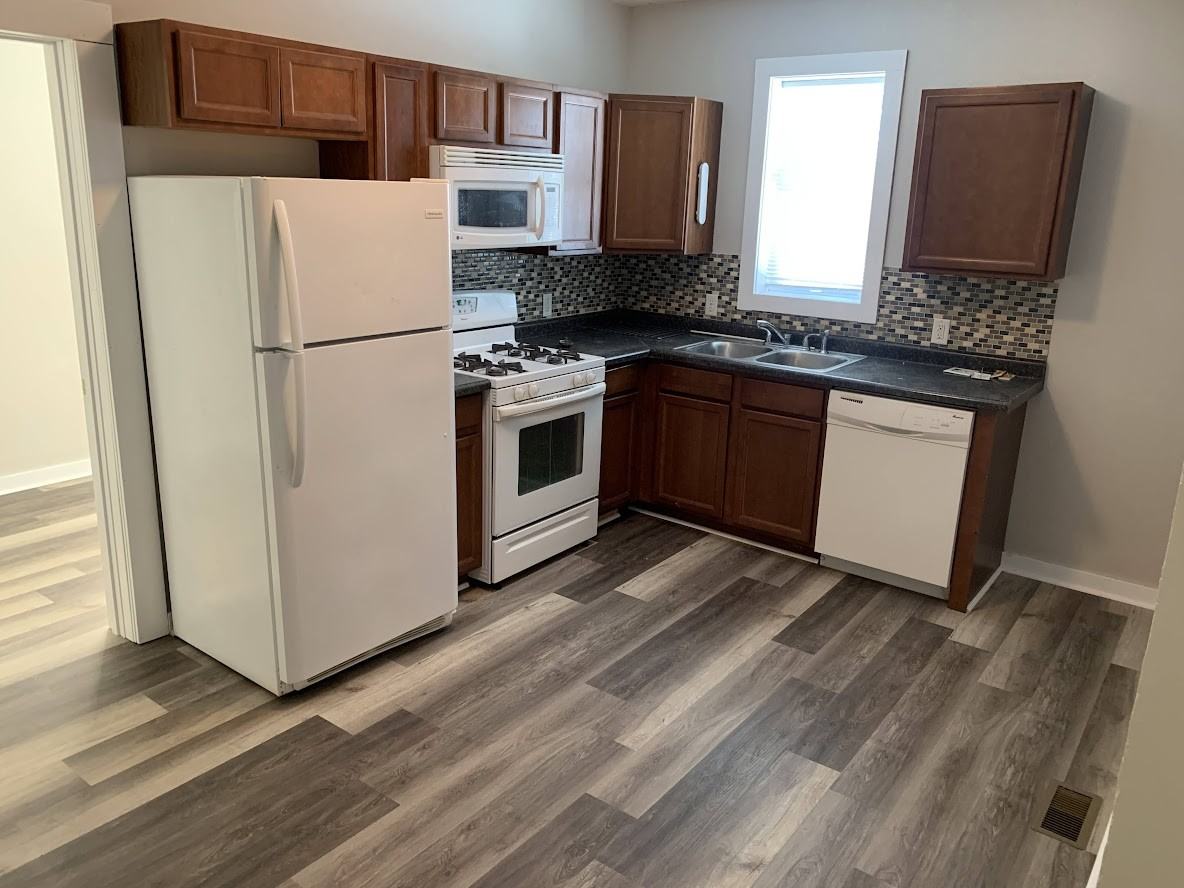 604 N 2nd St #3 - Photo 3 of 10