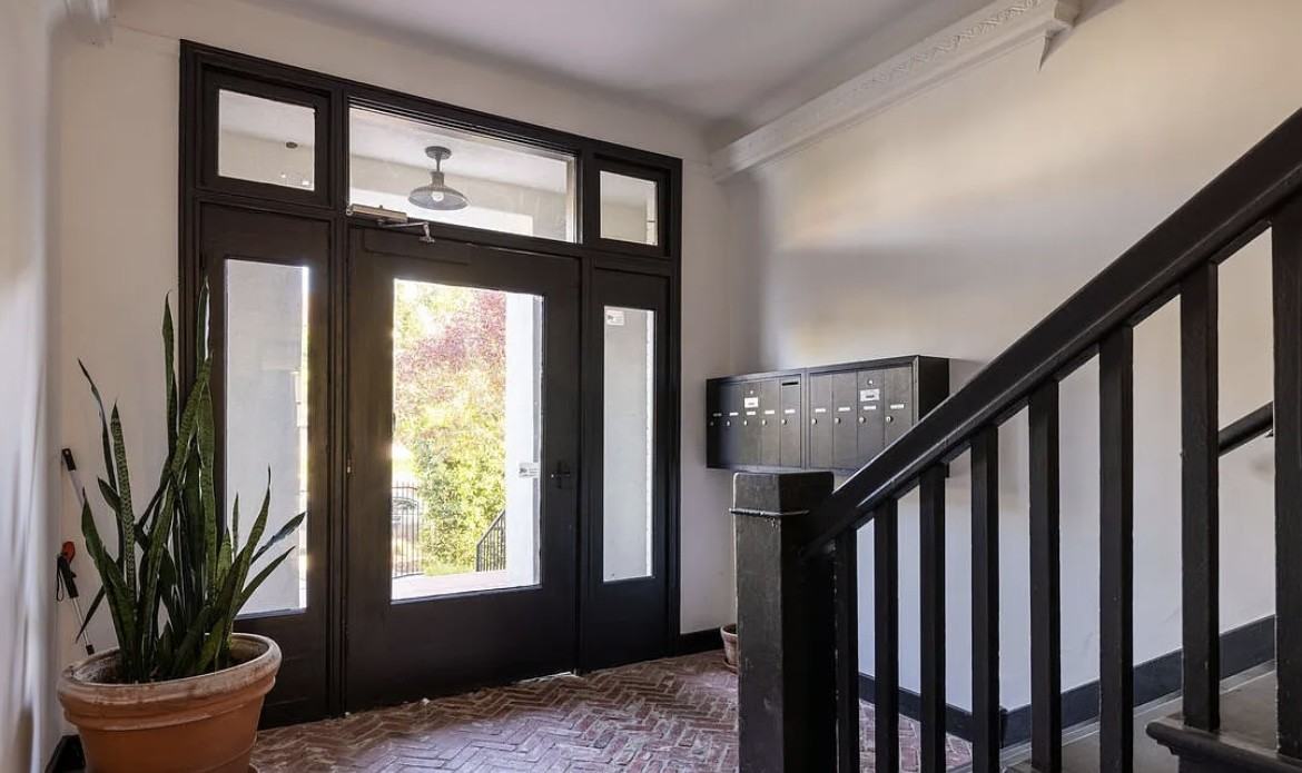 211 South Berendo Street #3 - Photo 3 of 21