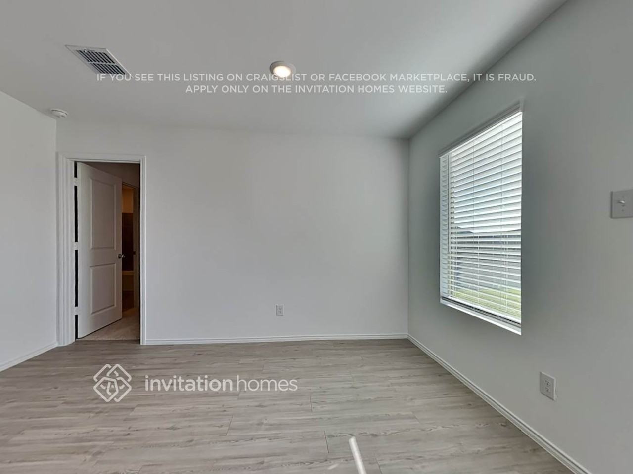 1009 Wildflower St - Photo 7 of 17