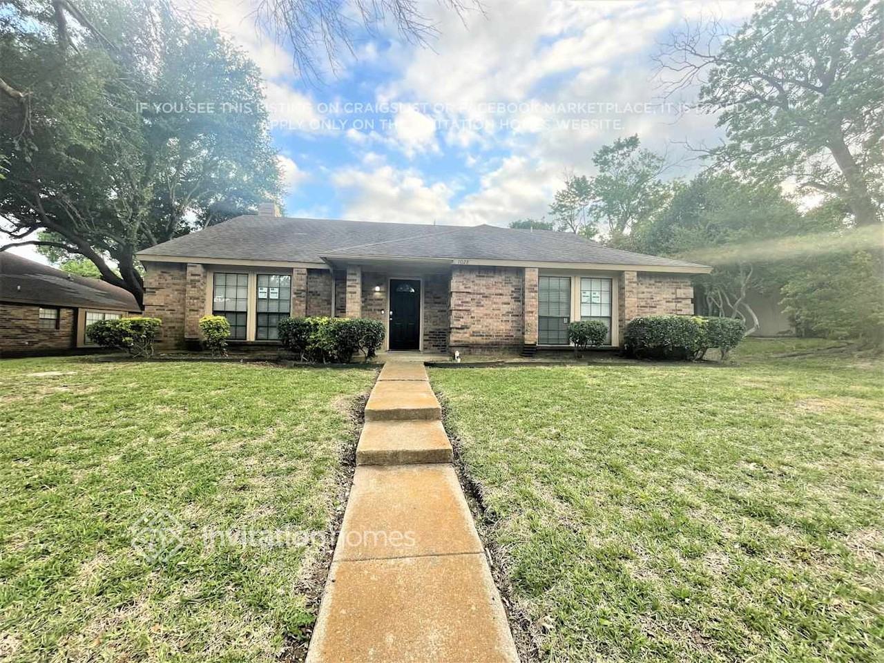 1028 Twin Falls Dr - Photo 4 of 18