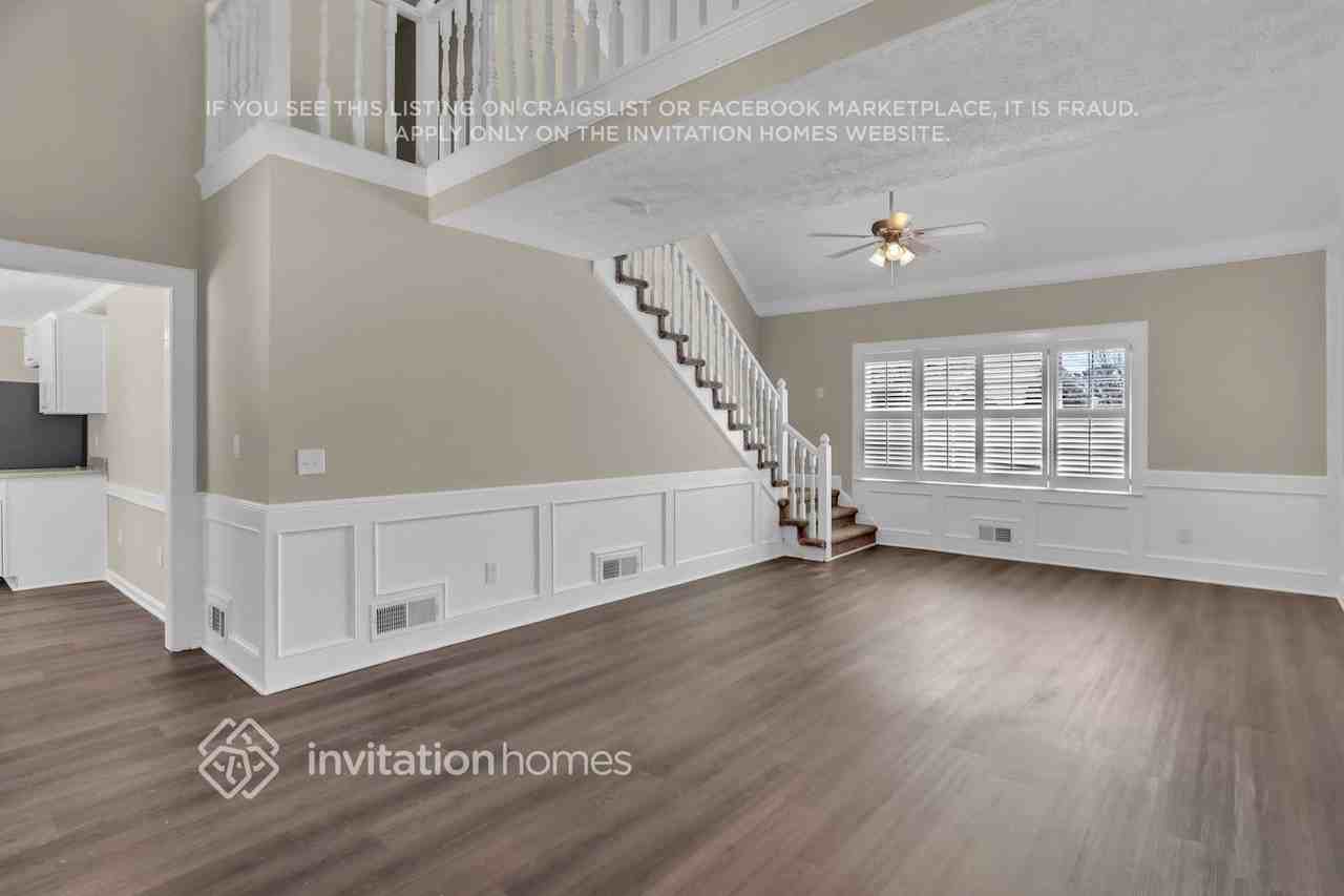 4011 Colonial Dr Sw - Photo 4 of 27