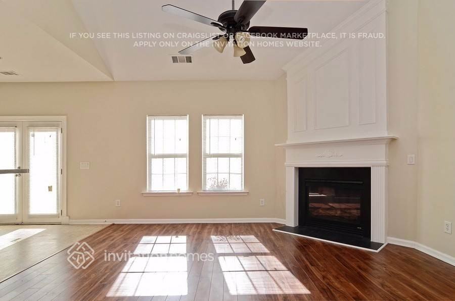 7718 Parkside Dr - Photo 2 of 12