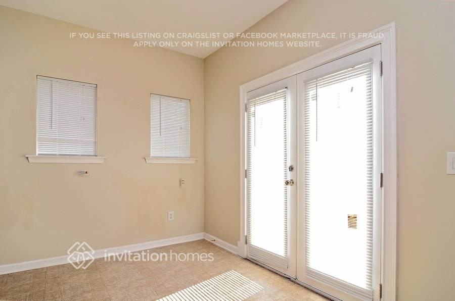 7718 Parkside Dr - Photo 4 of 12