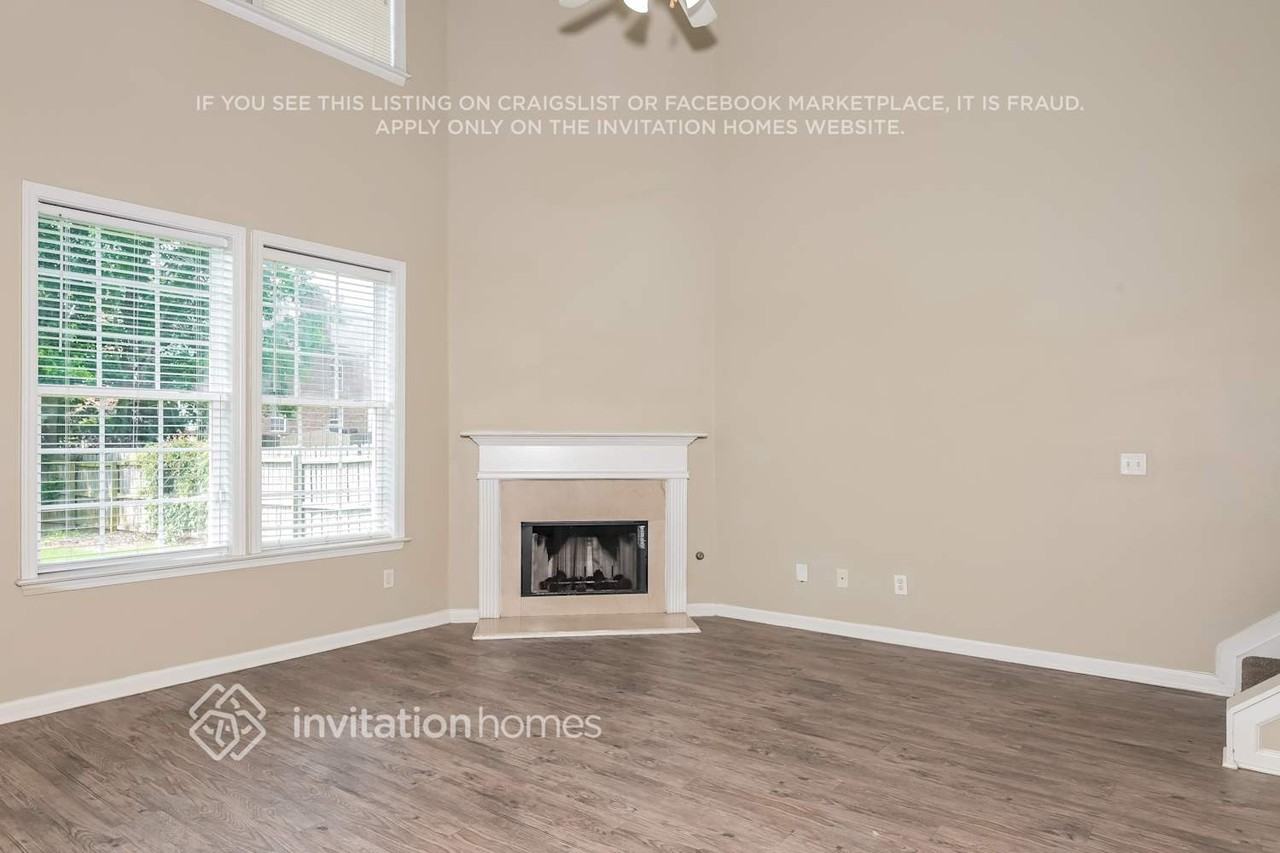 576 Cold Water Ln - Photo 4 of 18