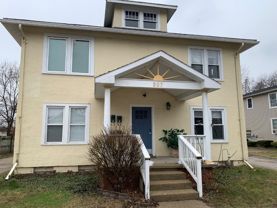 207 N Prospect - Photo 1 of 1
