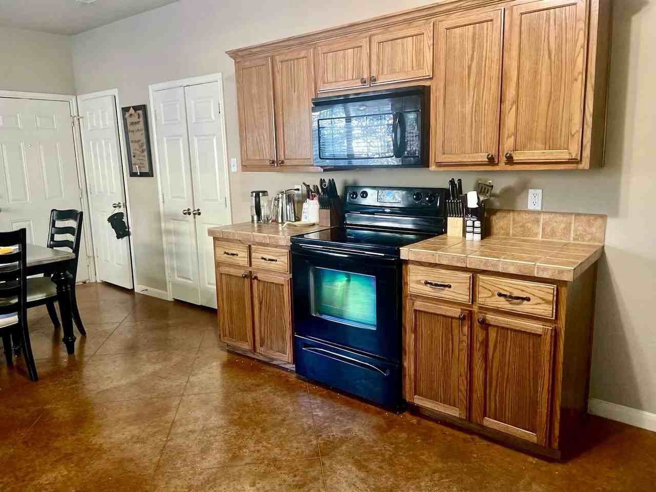 200 Garden Dr - Photo 7 of 37