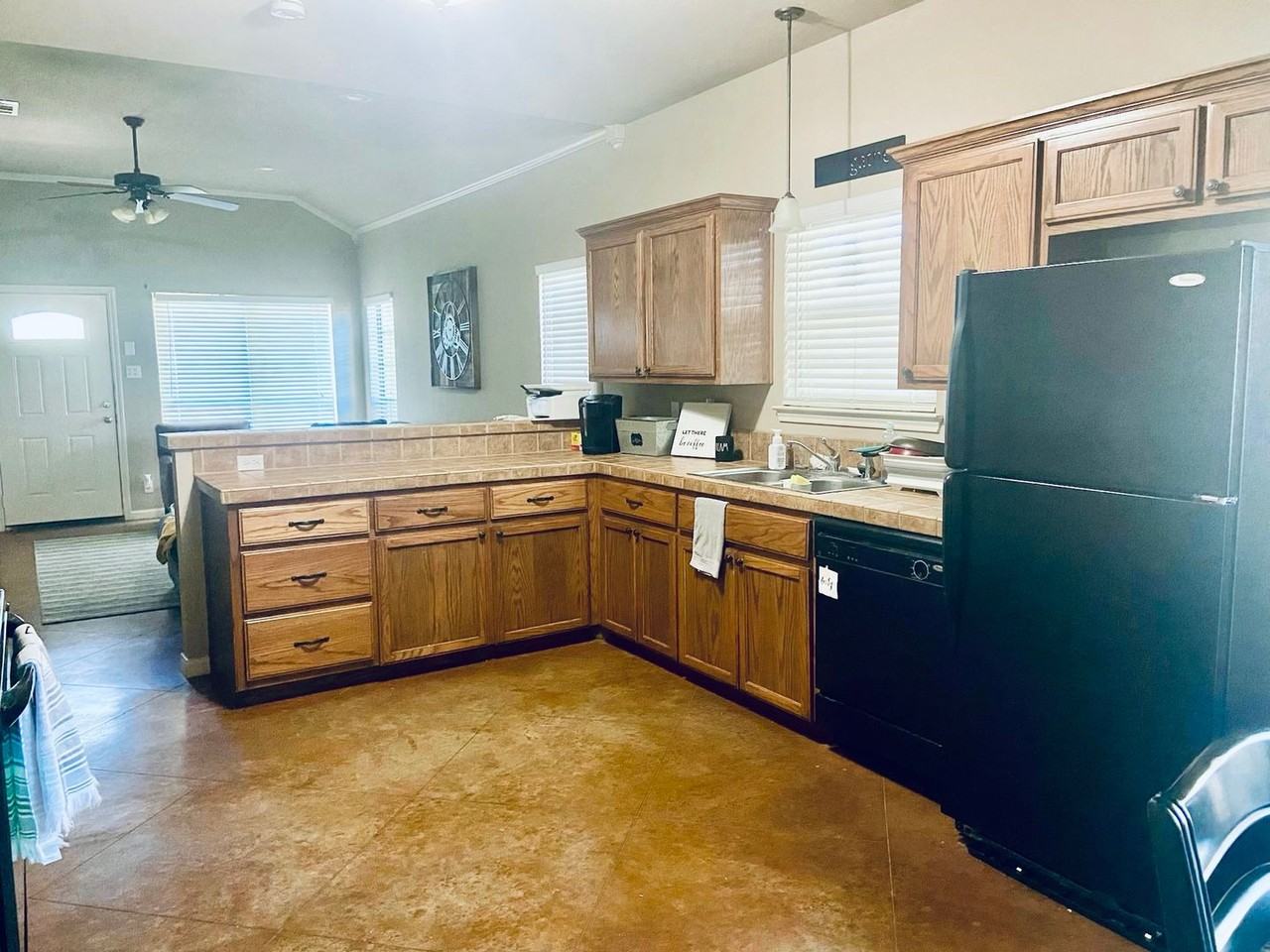 200 Garden Dr - Photo 6 of 37