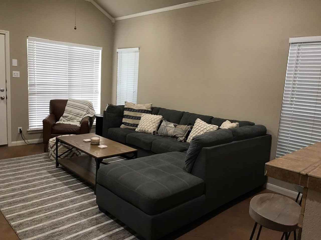 200 Garden Dr - Photo 5 of 37