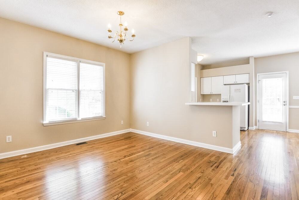 4900 Royal Troon Dr - Photo 5 of 15