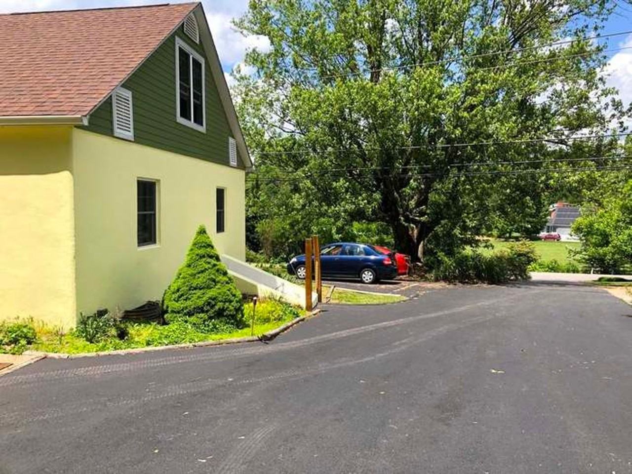 1855 Merrimac Rd - Photo 4 of 22