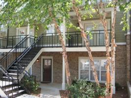 featured image of 490 Barnett Shoals Rd