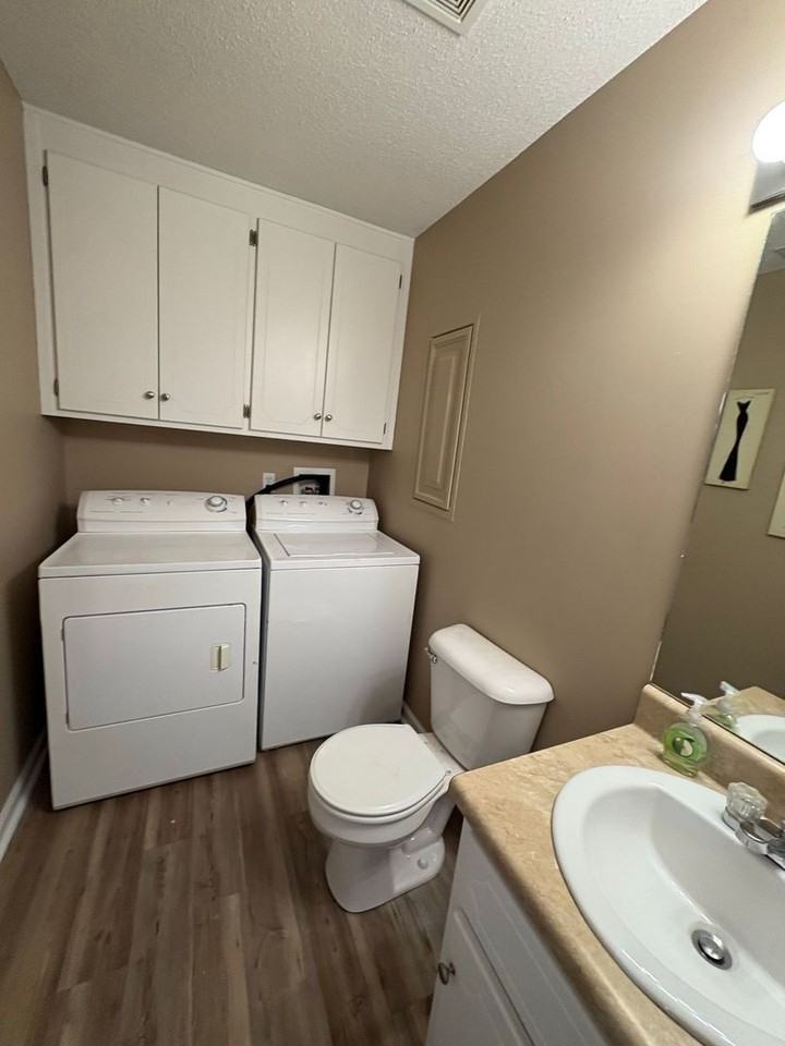 206 Wakefield Way - Photo 4 of 20