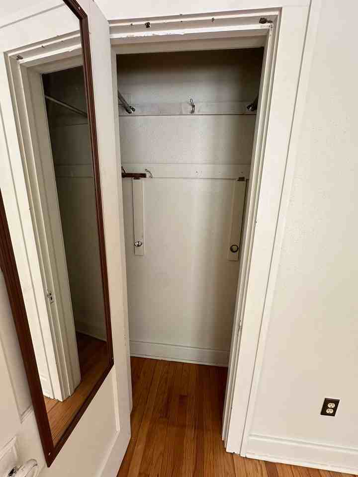 807 N Orchard St - Photo 7 of 10