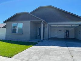 featured image of 604 S Lakeland Dr