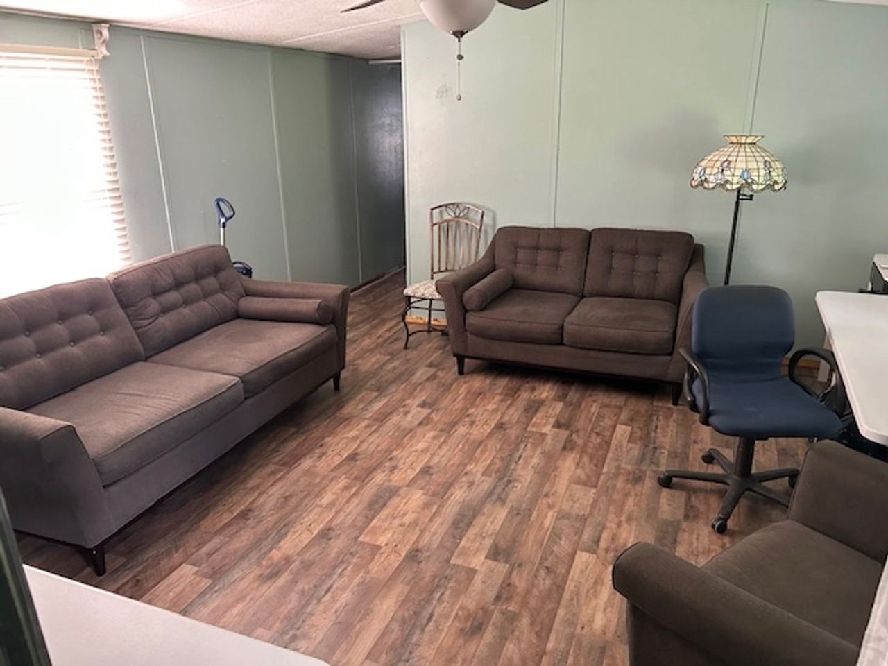 9810 Madeline Cir - Photo 3 of 5