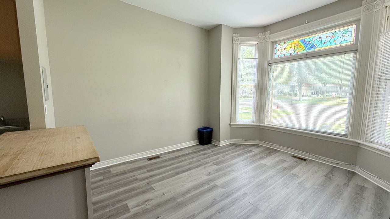 378 Central Ave #378MAIN - Photo 3 of 8