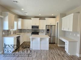 featured image of 1001 W Curly Hollow Dr #22