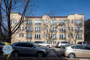 Albany Park Apartments - Photo 1 of 1