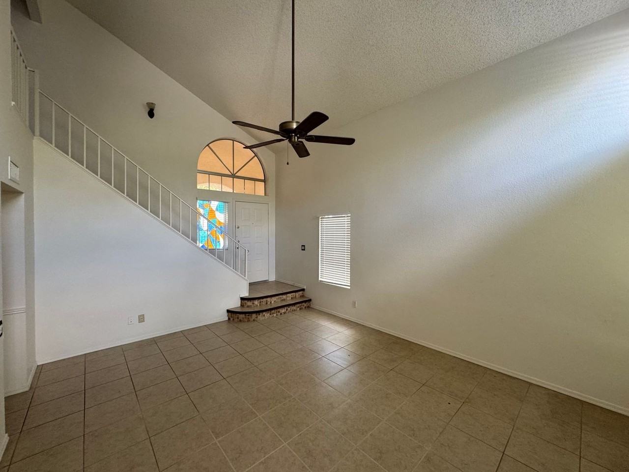 5118 W Mercury Way - Photo 2 of 34