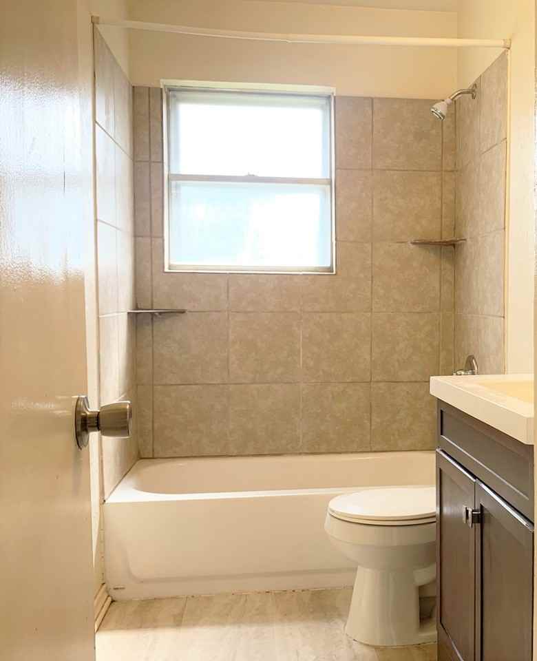 712 Juno Ln - Photo 7 of 14