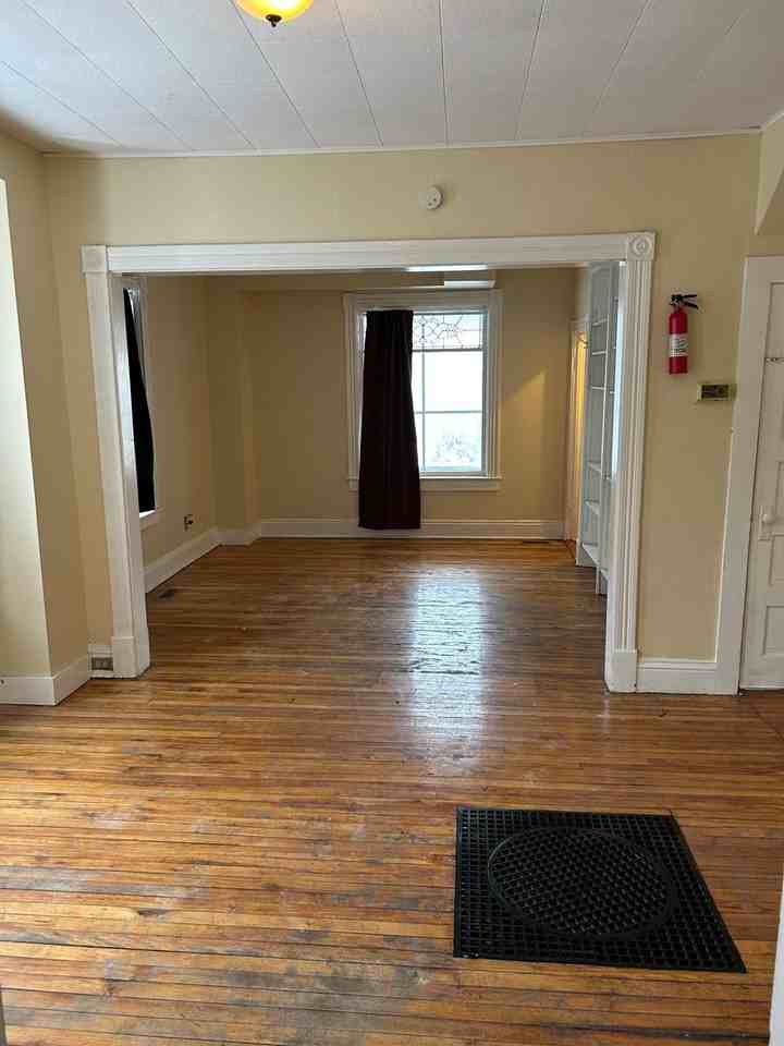 2601 S 7th St - Photo 3 of 9