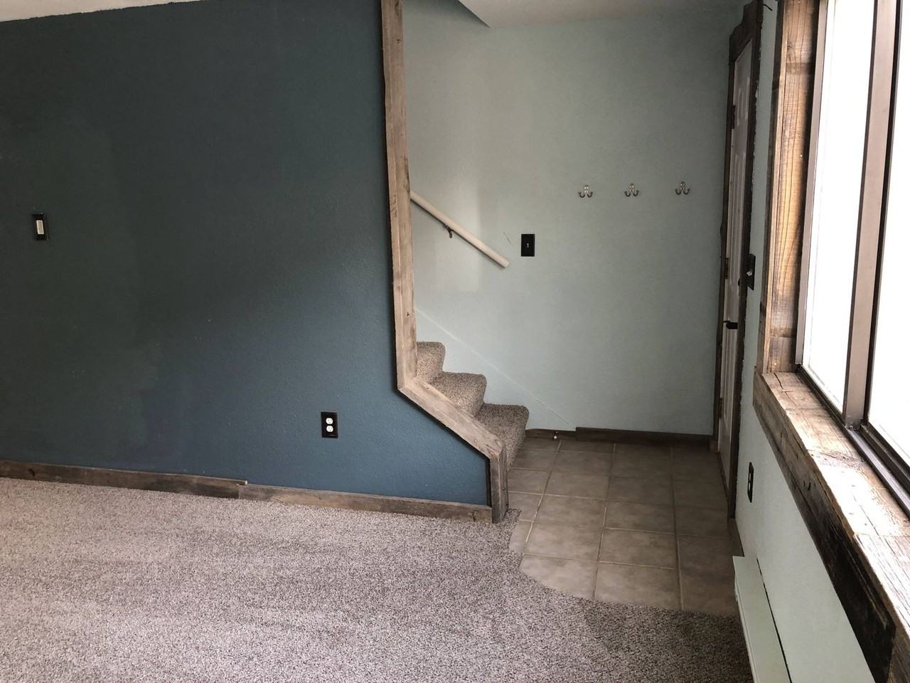 2328 East 8th Street - Photo 7 of 17