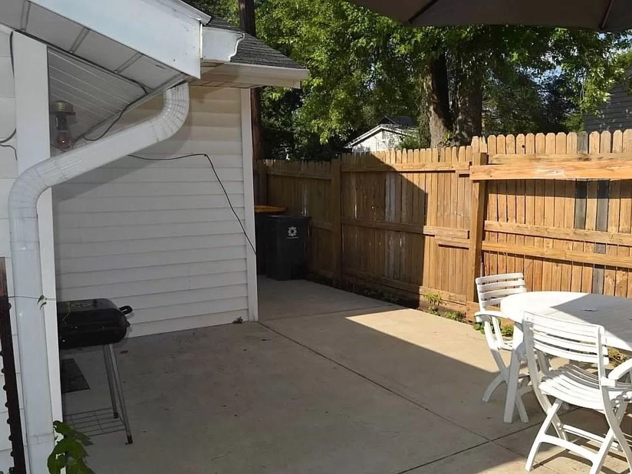 104 E Wilson St - Photo 2 of 21