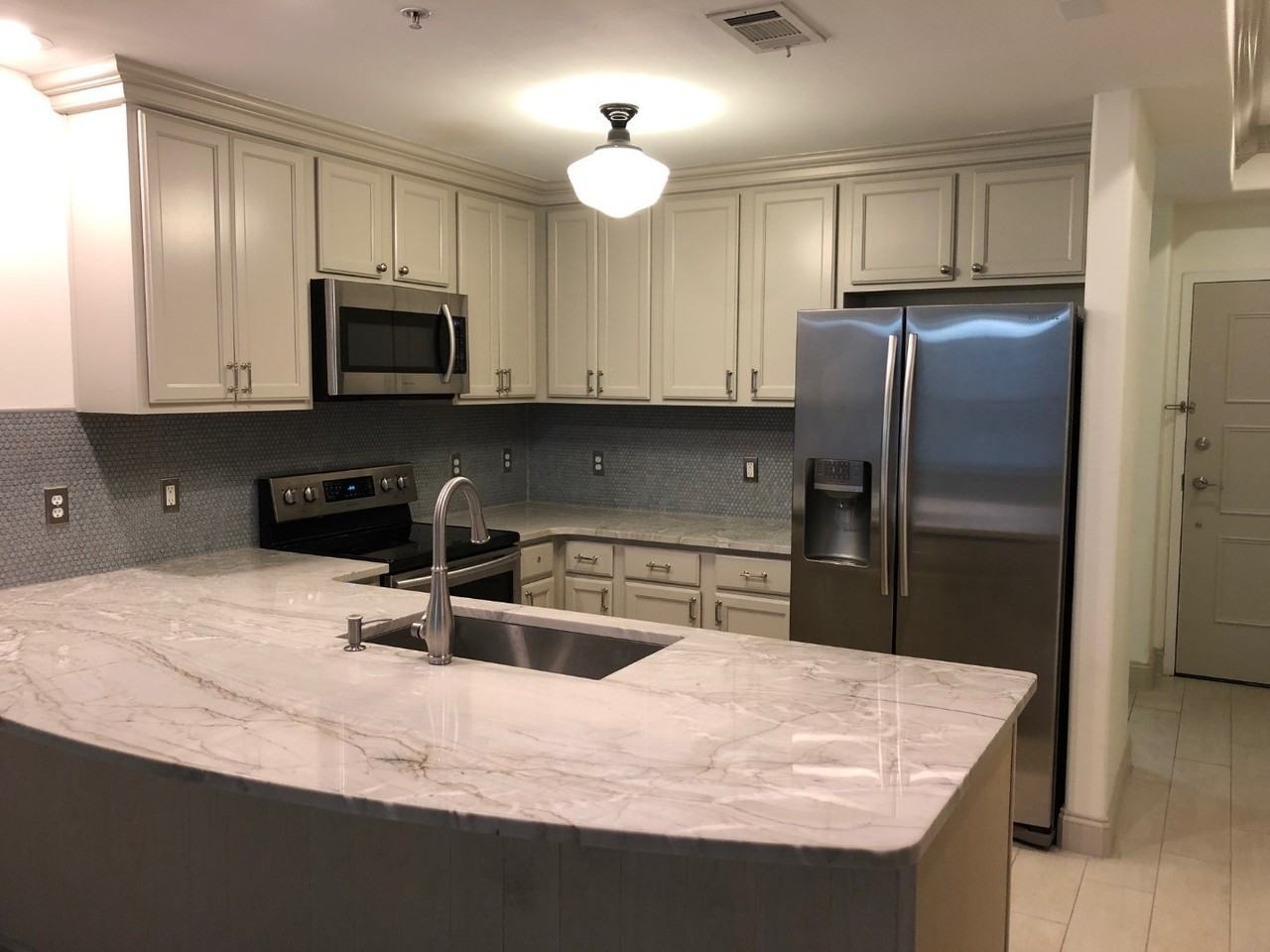 251 Mattie M Kelly Blvd #204