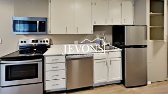 102 Summit Ave N Kent, WA 98030 - Photo 1 of 1