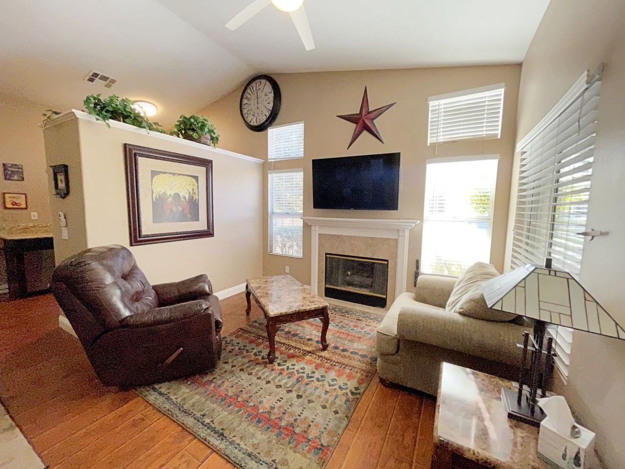 26 Avenida Picasso - Photo 2 of 23