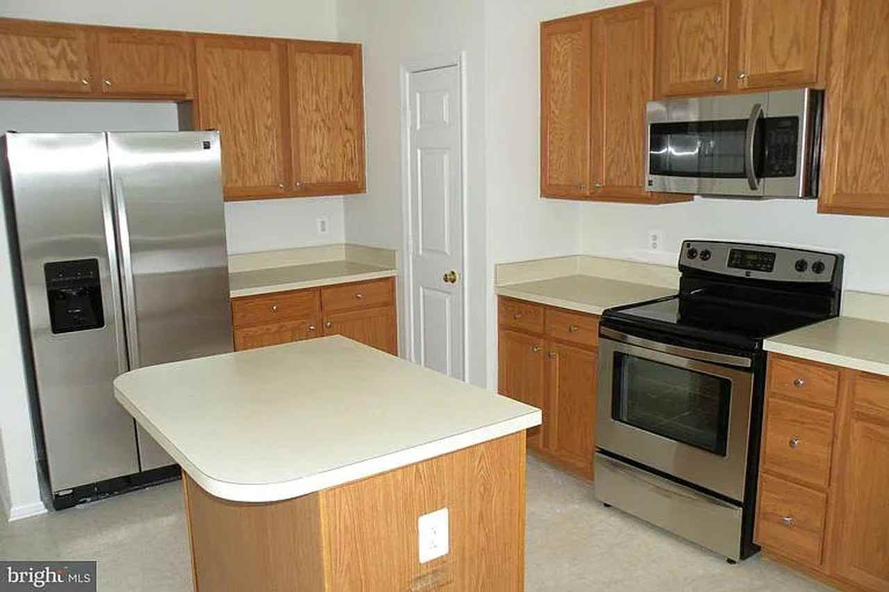 1 Puller Pl - Photo 3 of 18