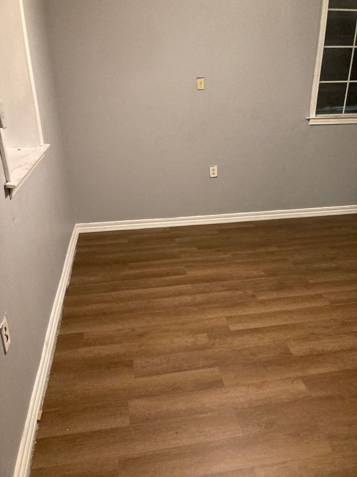 951 Woods St - Photo 3 of 11