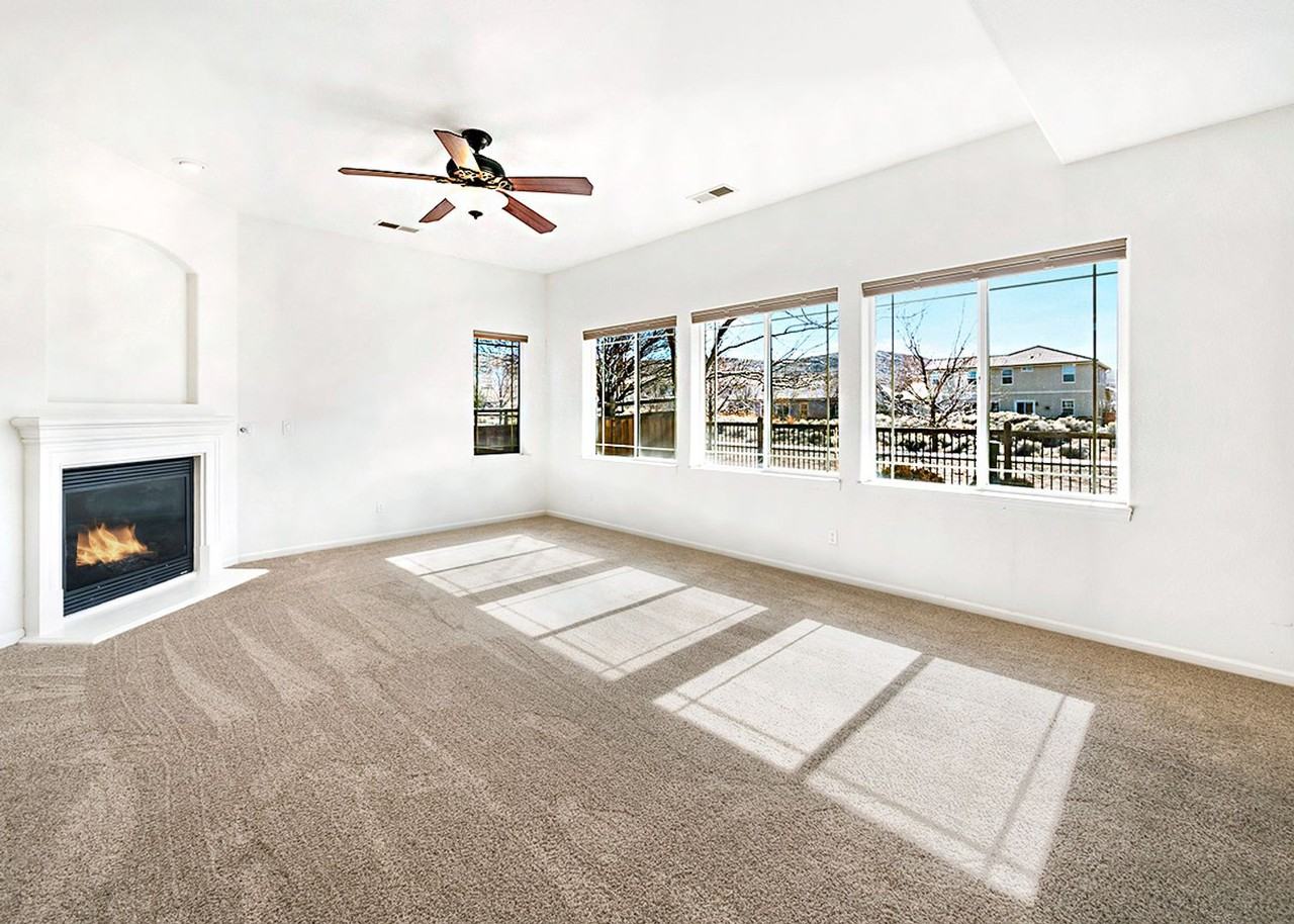 4283 Globe Dr - Photo 3 of 26