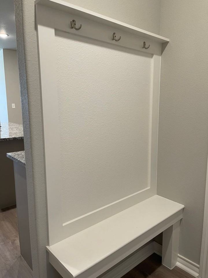 7811 96th St - Photo 6 of 20