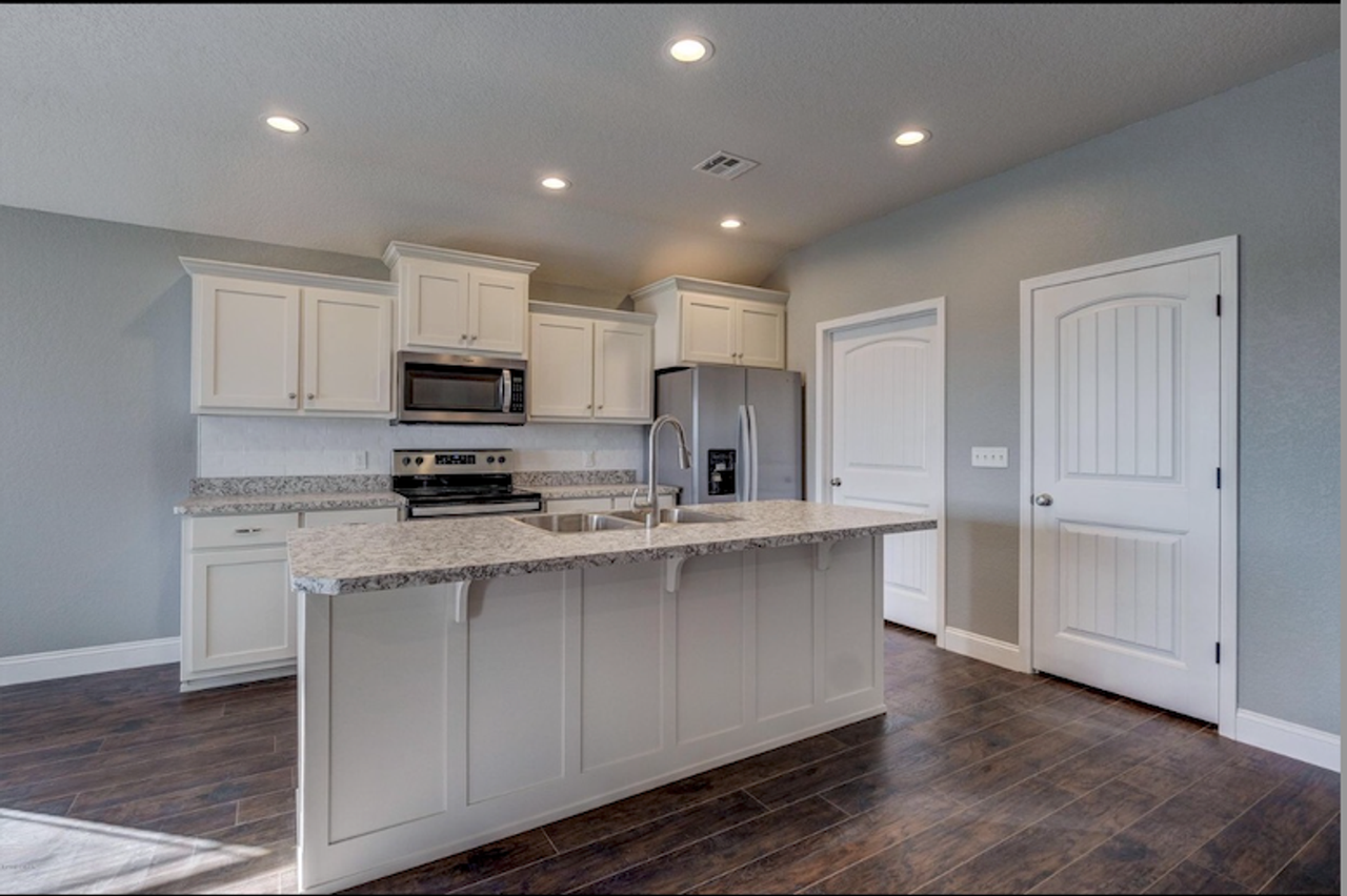 2219 Kentucky Ave - Photo 6 of 10