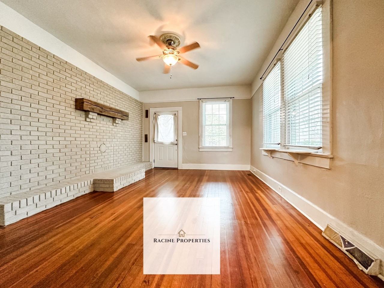 6 Crest St - Photo 2 of 12