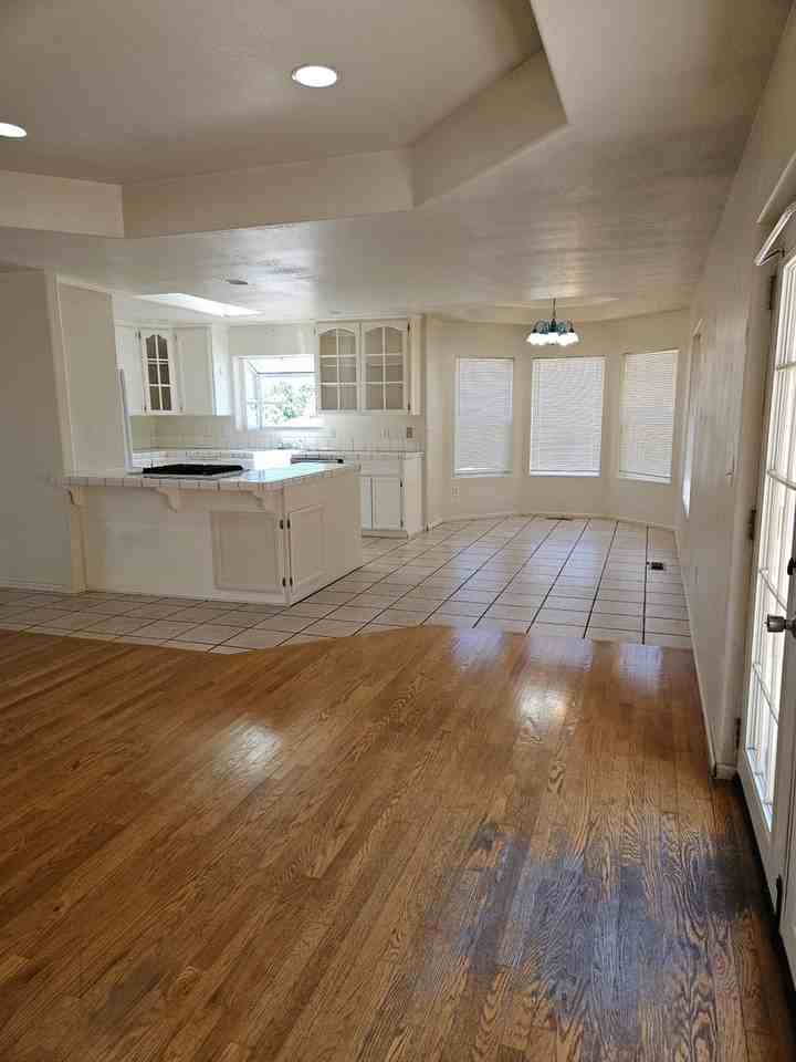 106 Cedar Ridge Terrace - Photo 3 of 22